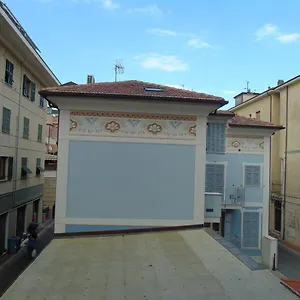 Stella Marina In Pieno Centro Di Sulla Passeggiata Mare , Pietra Ligure Italia