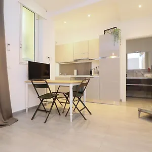 https://centro-residenze-domus-sofiae.hotelitalianriviera.com